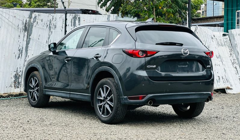 
								Mazda CX-5 full									