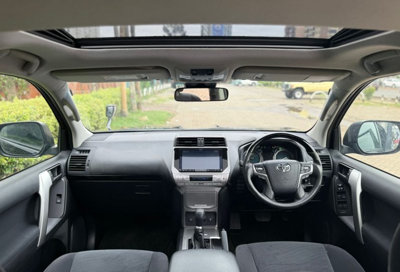 
								Land cruiser prado full									