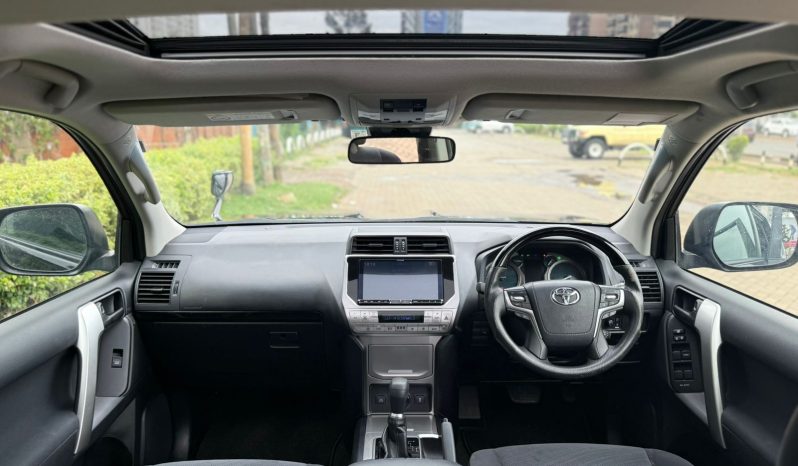 
								Land cruiser prado full									