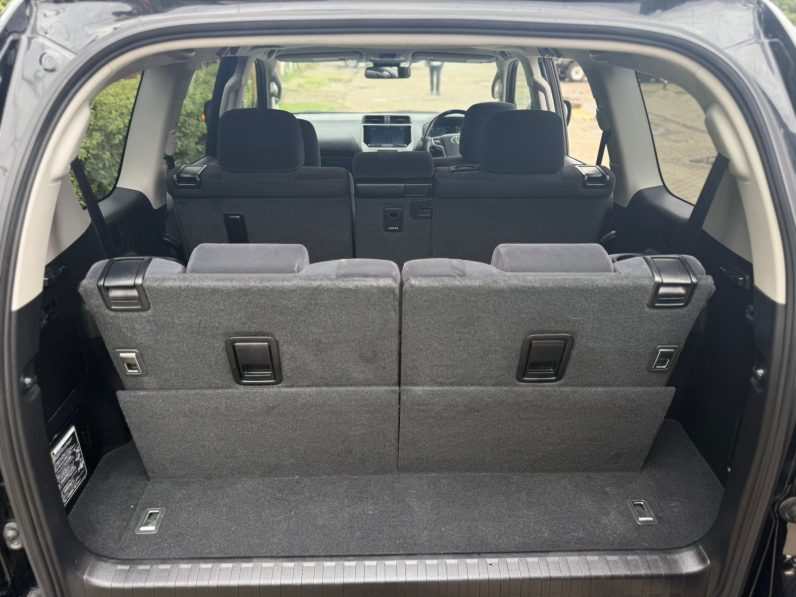 
								Land cruiser prado full									