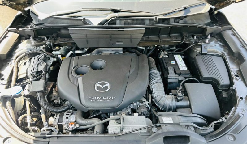 
								Mazda CX-5 full									