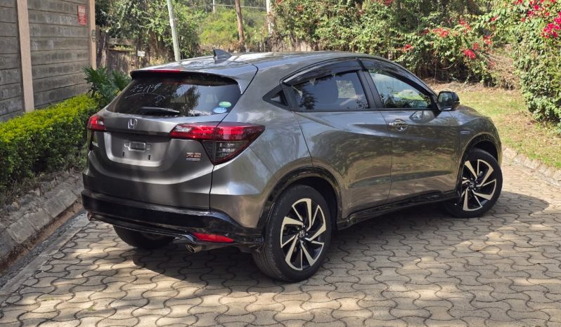 
								Honda Vezel RS full									