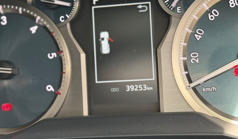 
								Toyota Land Cruiser Prado TX.L full									