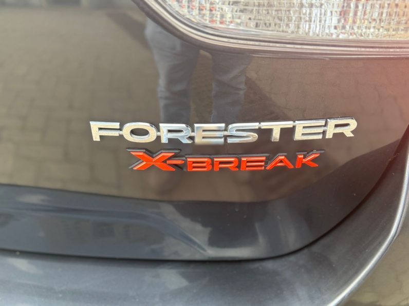
								Subaru Forester X-break full									
