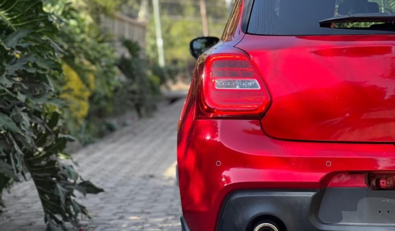 
								Suzuki Swift Sport full									