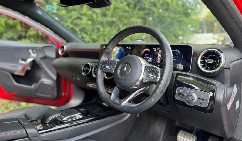 
								Mercedes Benz A180 full									