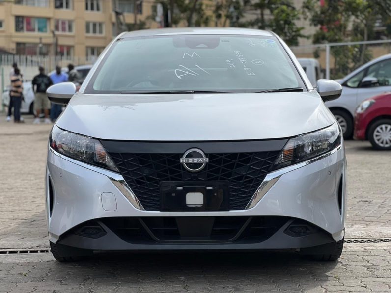 
								Nissan Note E13 full									