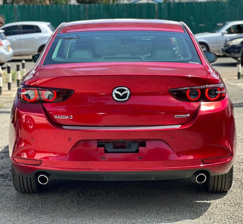 
								Mazda 3 full									