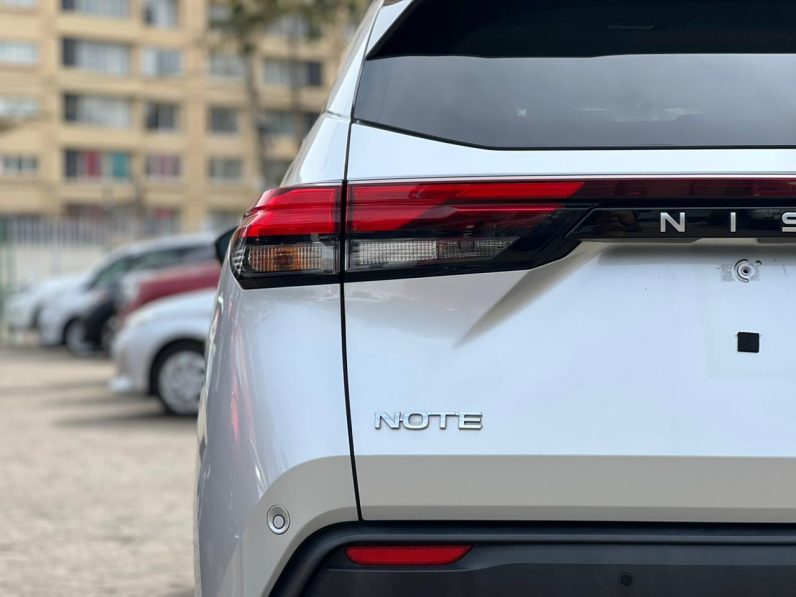 
								Nissan Note E13 full									