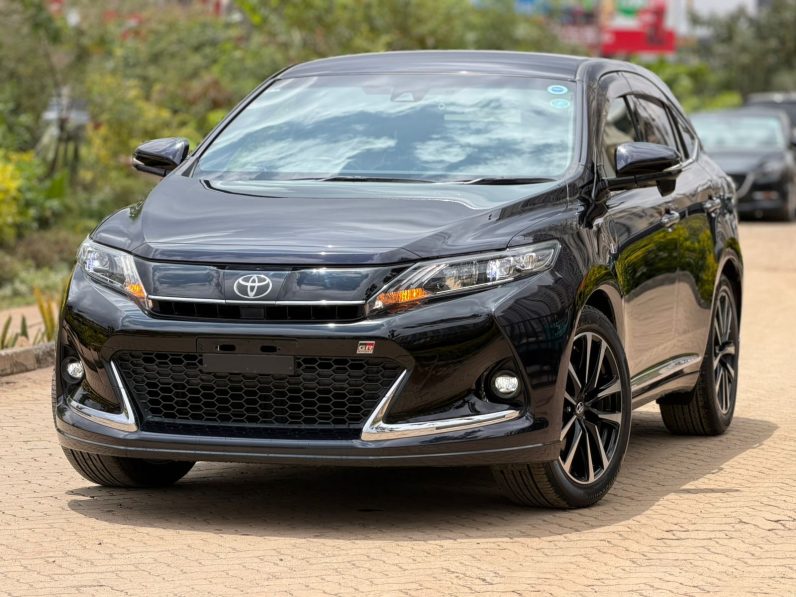 
								Toyota Harrier GR full									