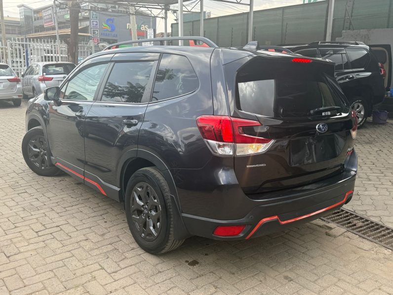 
								Subaru Forester X-break full									