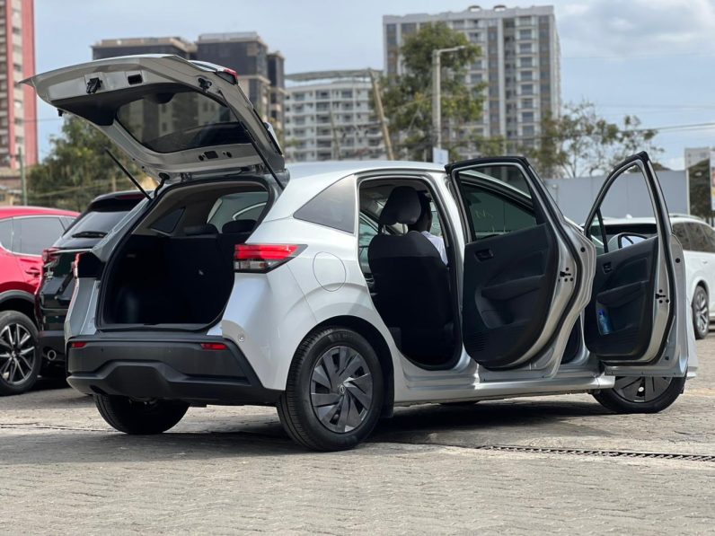 
								Nissan Note E13 full									