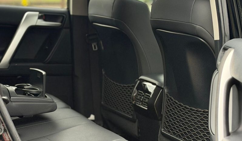 
								Toyota Land Cruiser Prado TX-L full									