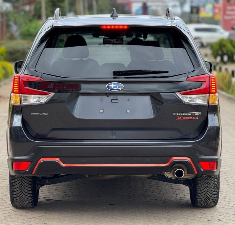 
								Subaru Forester X-break full									