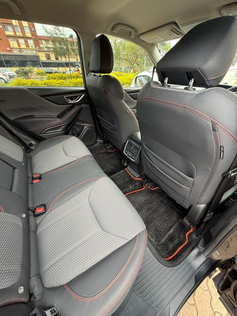 
								Subaru Forester X-break full									