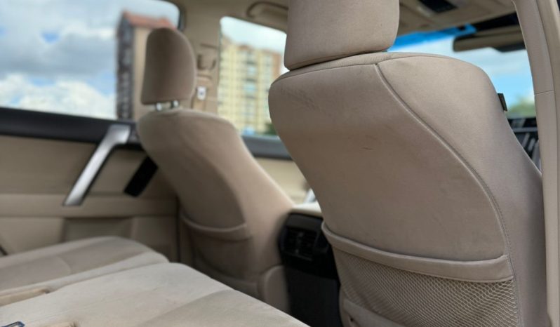 
								Toyota Land Cruiser Prado TX full									