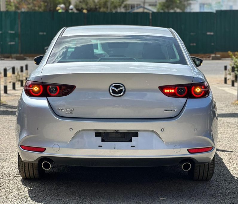 
								Mazda 3 full									