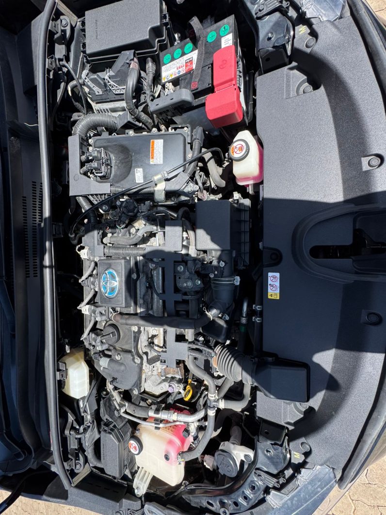 
								Toyota Corolla touring full									