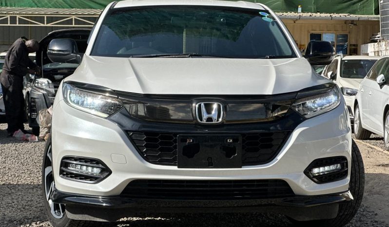 
								Honda Vezel Rs full									