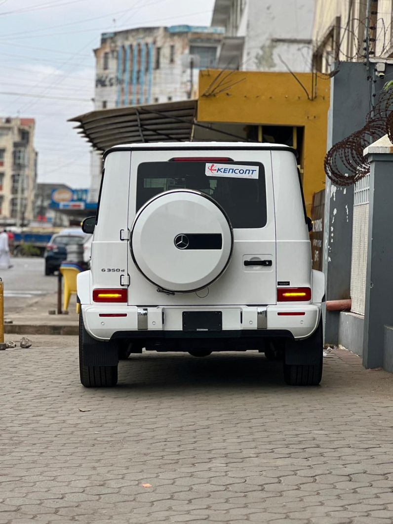 
								Mercedes Benz G350d full									