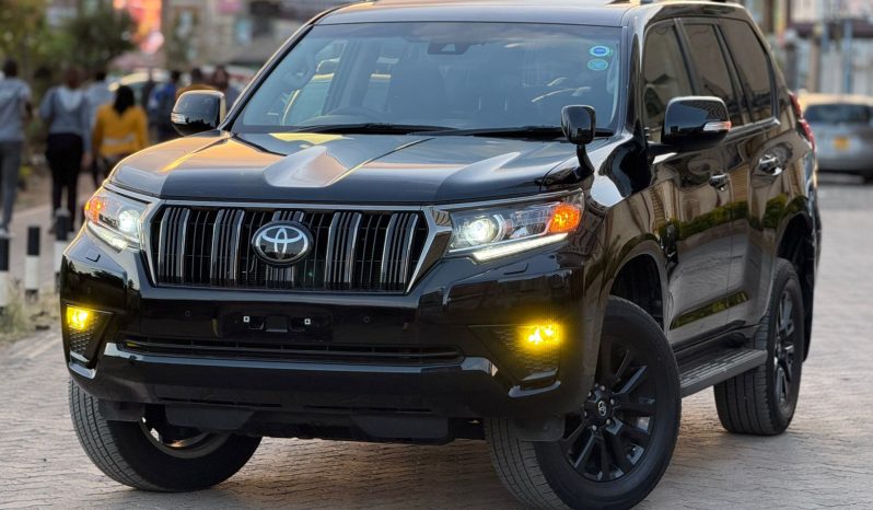 
								Toyota Land Cruiser Prado TXL full									