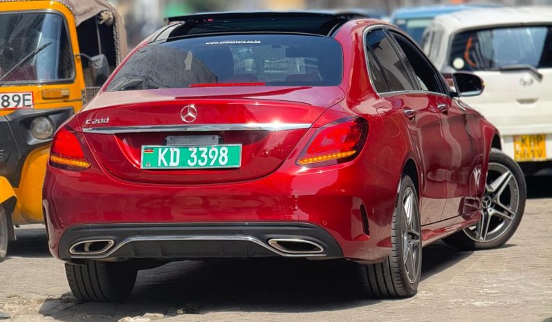 
								Mercedes Benz C200 full									