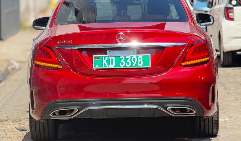 
								Mercedes Benz C200 full									