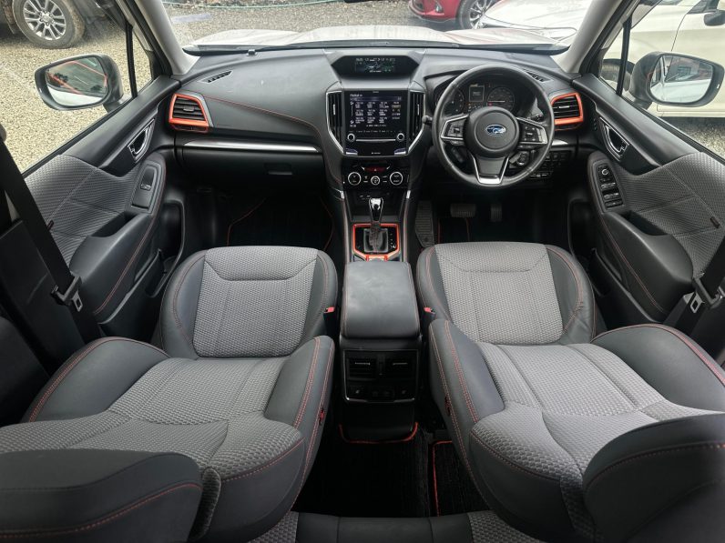 
								Subaru Forester X-break full									