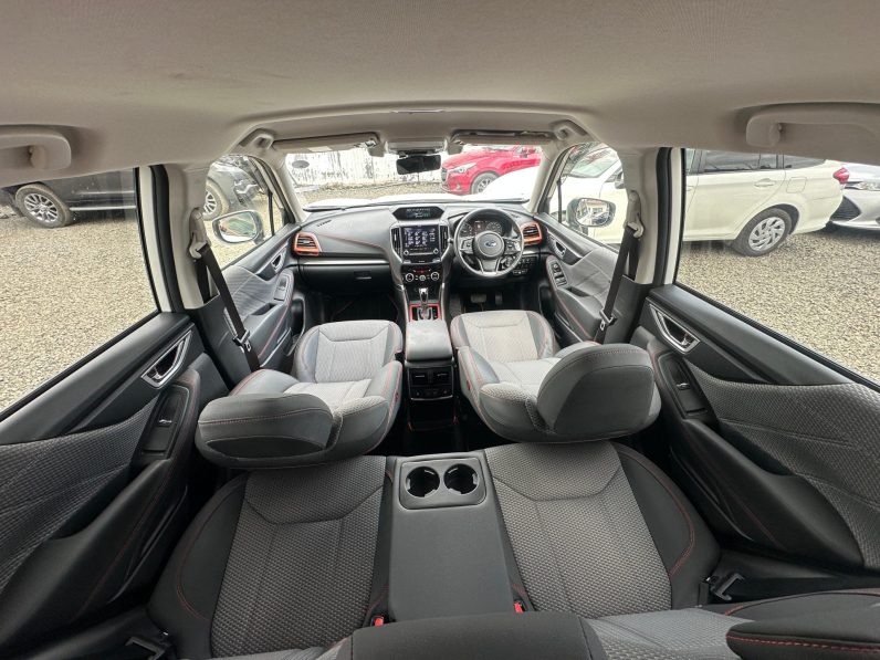 
								Subaru Forester X-break full									