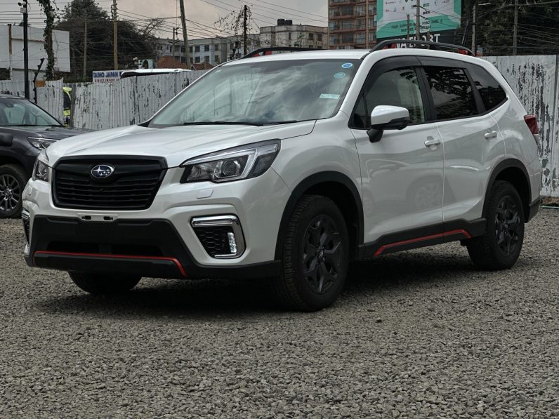 
								Subaru Forester X-break full									