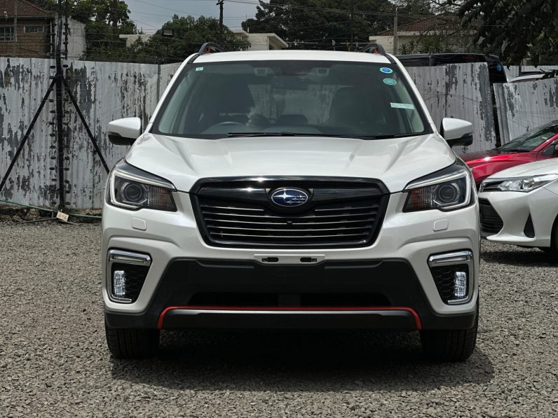 
								Subaru Forester X-break full									
