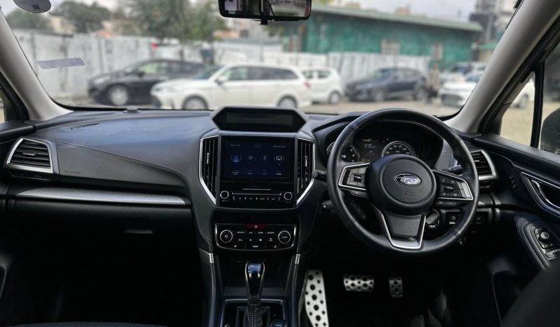 
								Subaru Forester full									