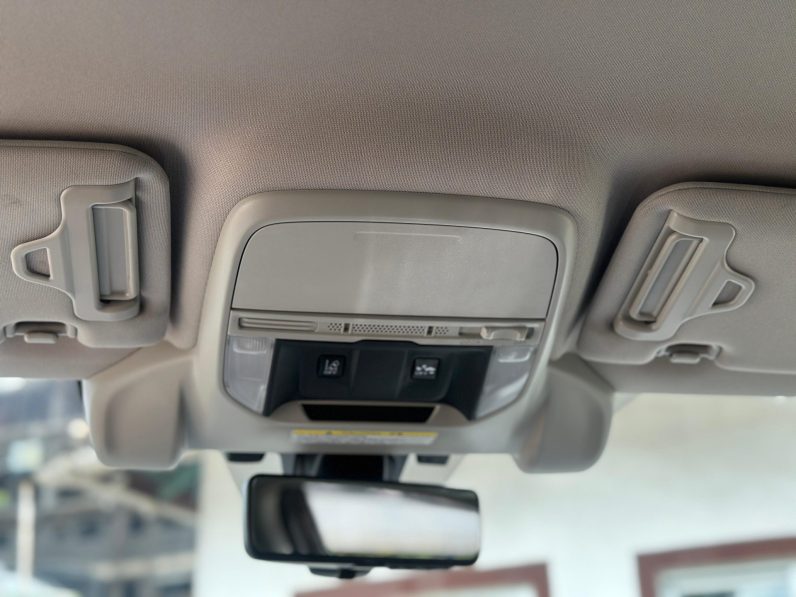 
								Subaru Forester full									