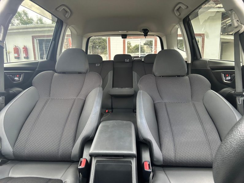 
								Subaru Forester full									