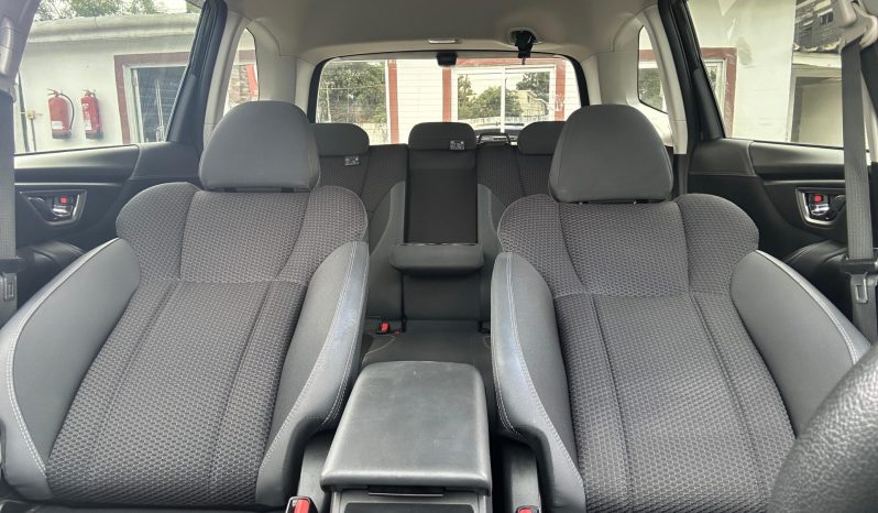 
								Subaru Forester full									