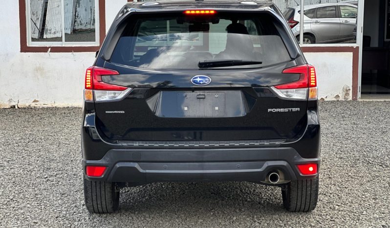 
								Subaru Forester full									