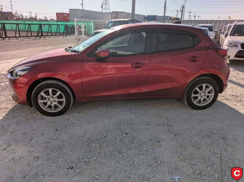 
								Mazda 2 full									