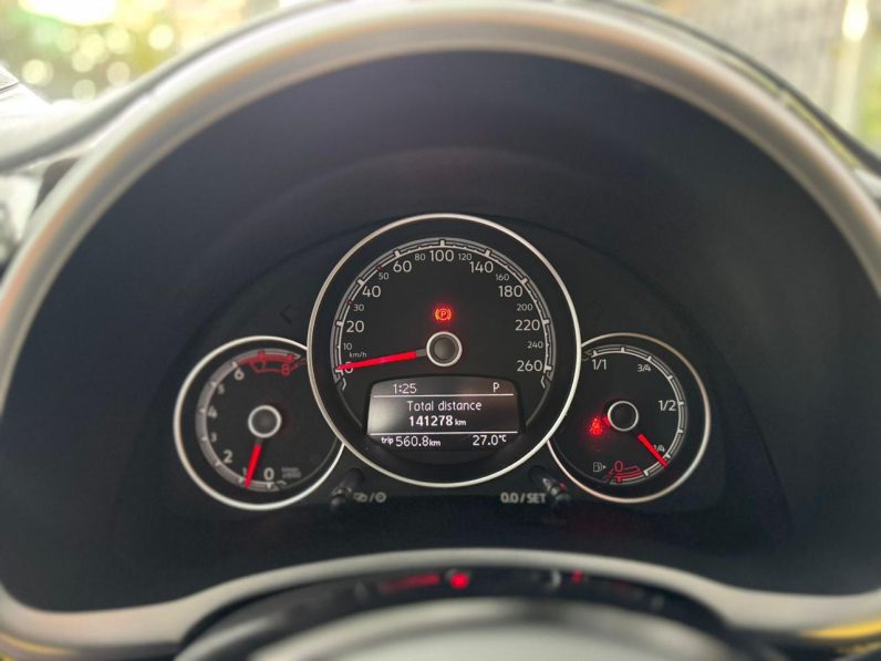 
								Voxwagen Beetle full									