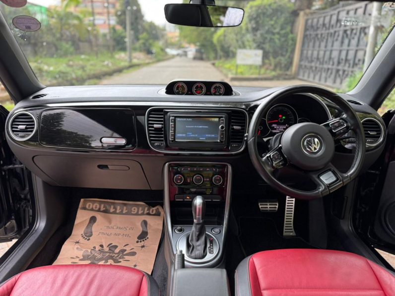 
								Voxwagen Beetle full									