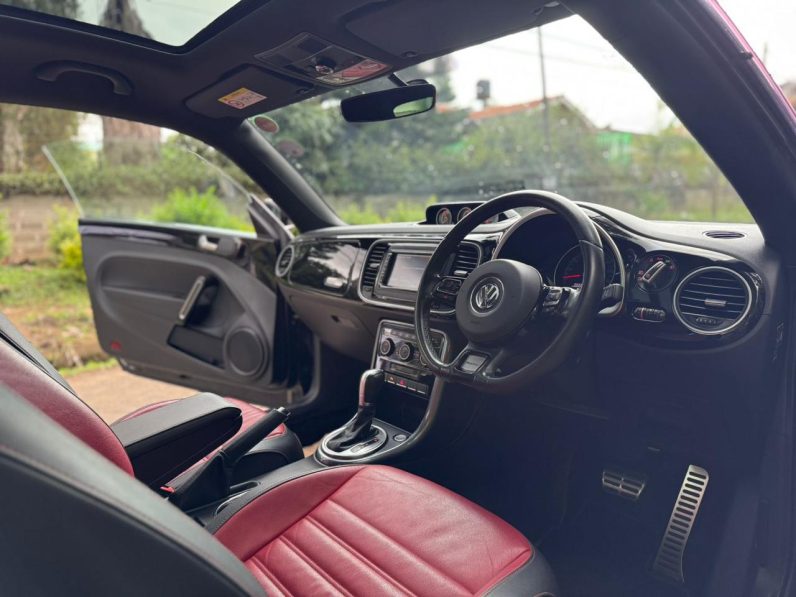 
								Voxwagen Beetle full									