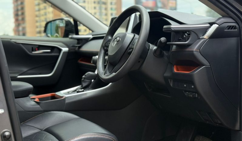 
								Toyota Rav4 2019 full									