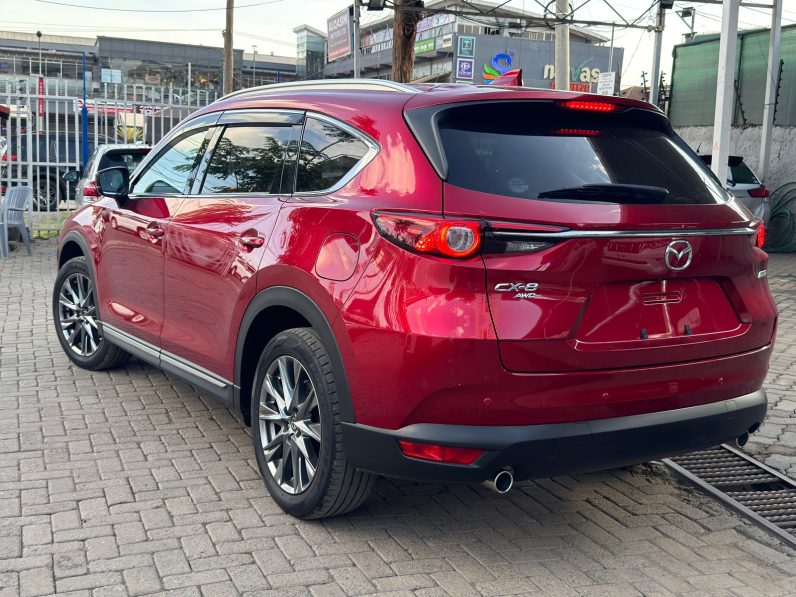 
								Mazda Cx-8 full									