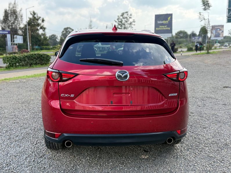 
								Mazda CX-5 full									