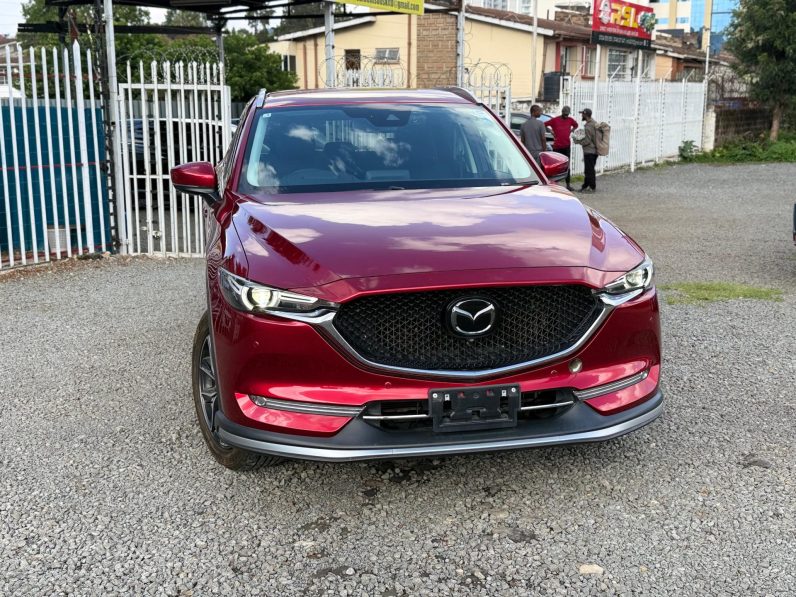 
								Mazda CX-5 full									