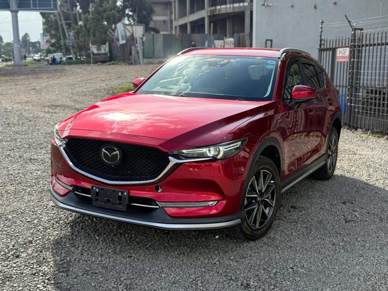 
								Mazda CX-5 full									