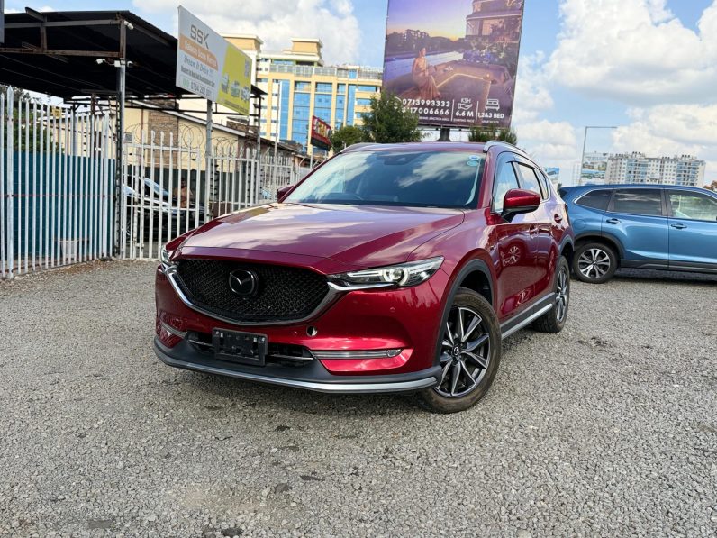 
								Mazda CX-5 full									