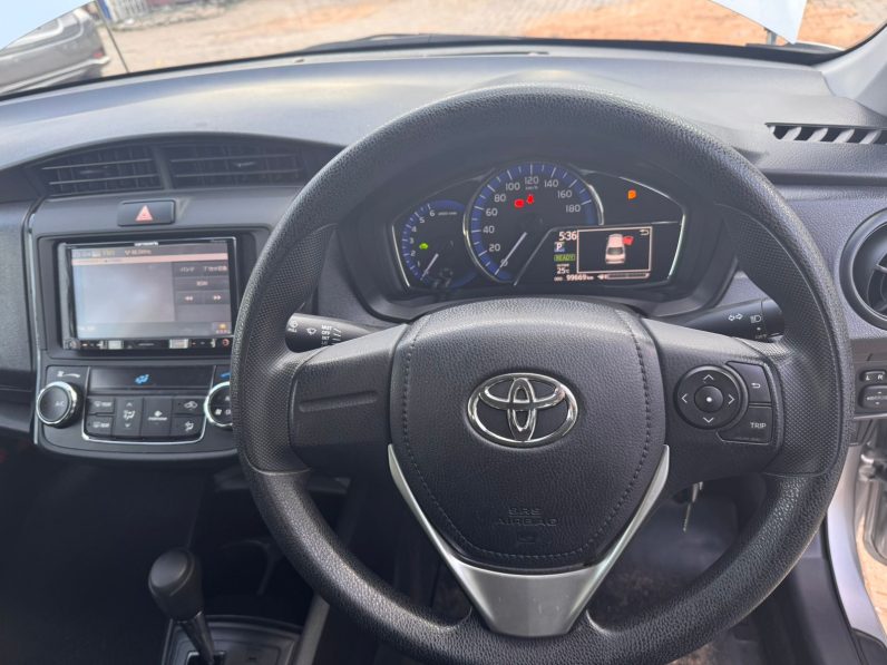 
								Toyota Axio full									