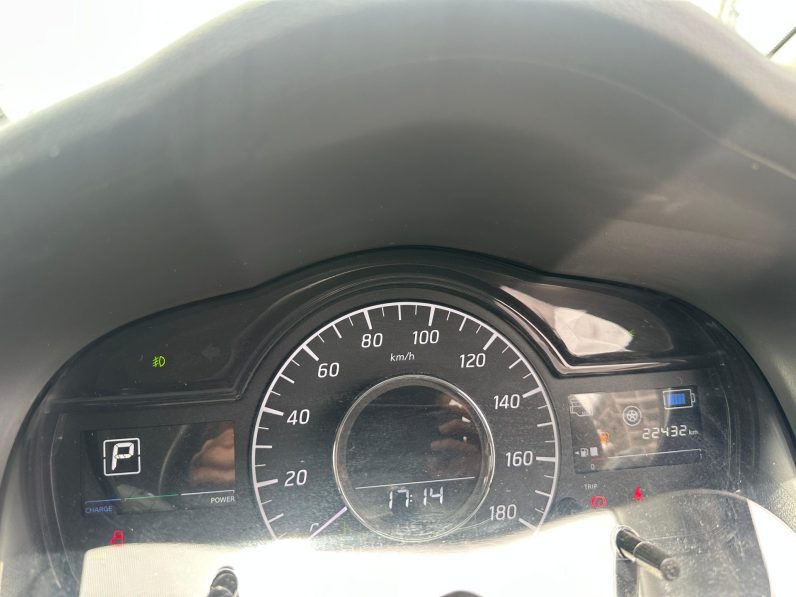 
								Nissan Note E-Power full									