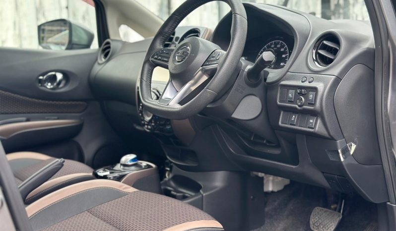 
								Nissan Note E-Power full									