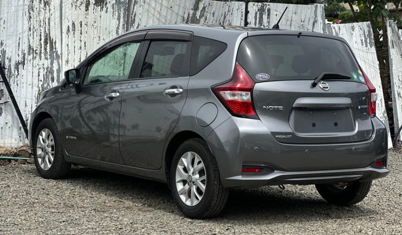 
								Nissan Note E-Power full									